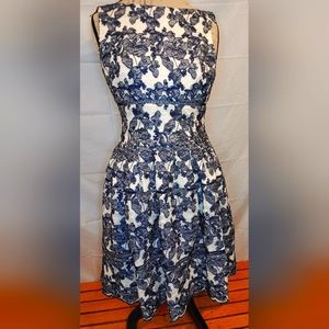 ELIZA J Navy Blue / White Embroidered Lace Sleeveless Lined Pockets Dress Sz 4P